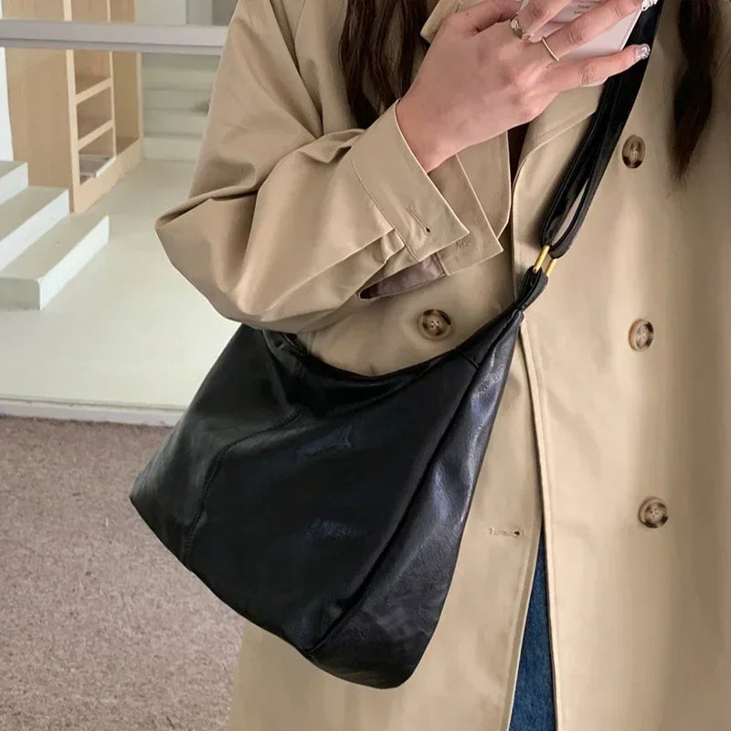 Women's Luxury Messenger Cowhide Handbag