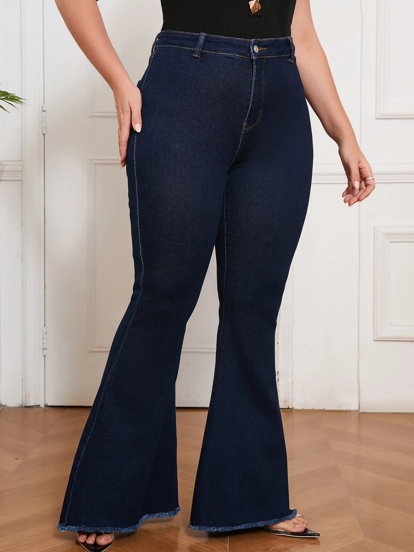 Women's Plus Size Stretch Curvy Fit High Waisted Flared Jeans