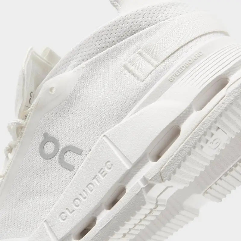 Women's on Cloudnova 2 Running Shoes