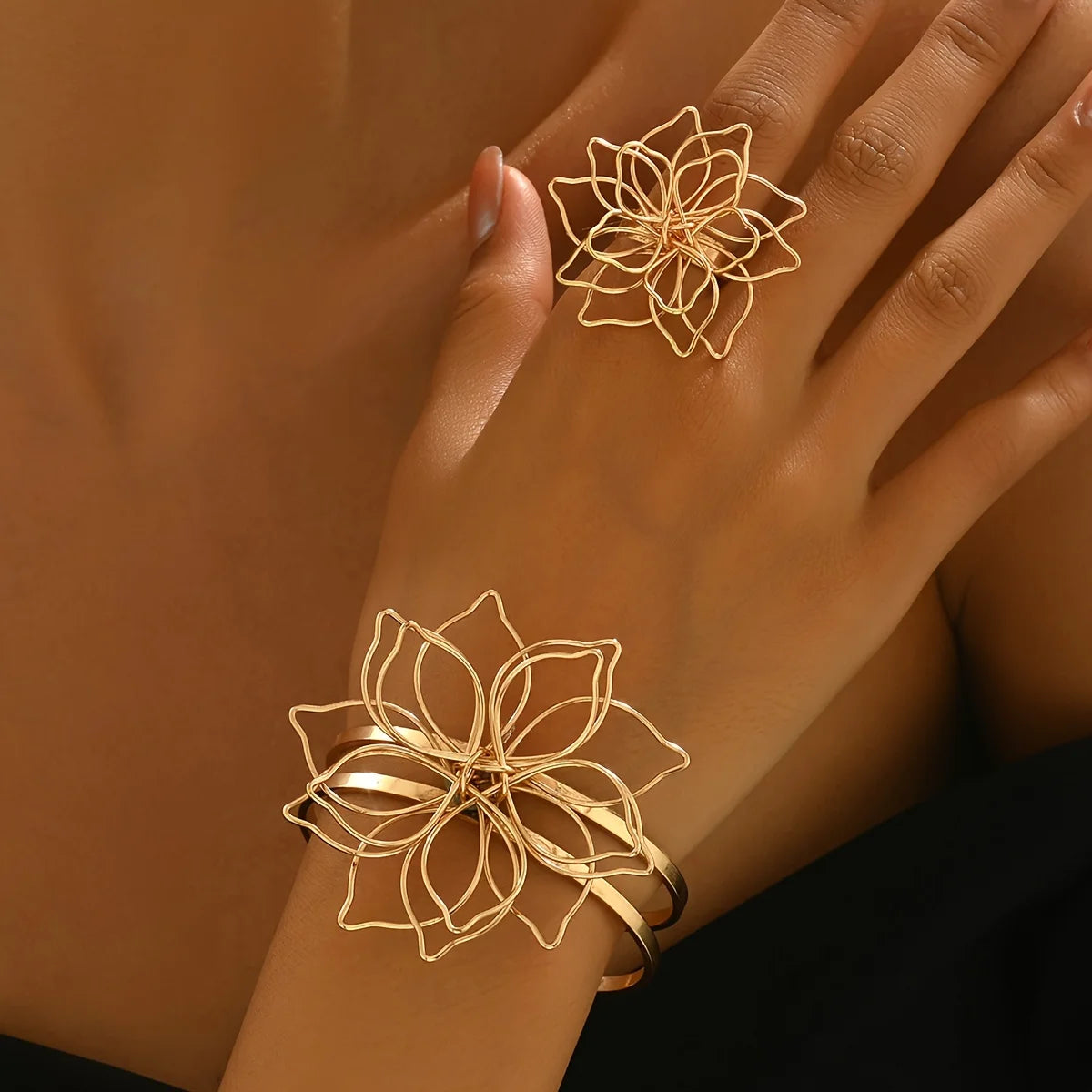 Women's Jewelry Set: Geometric Lattice Flower Ring and Bracelet