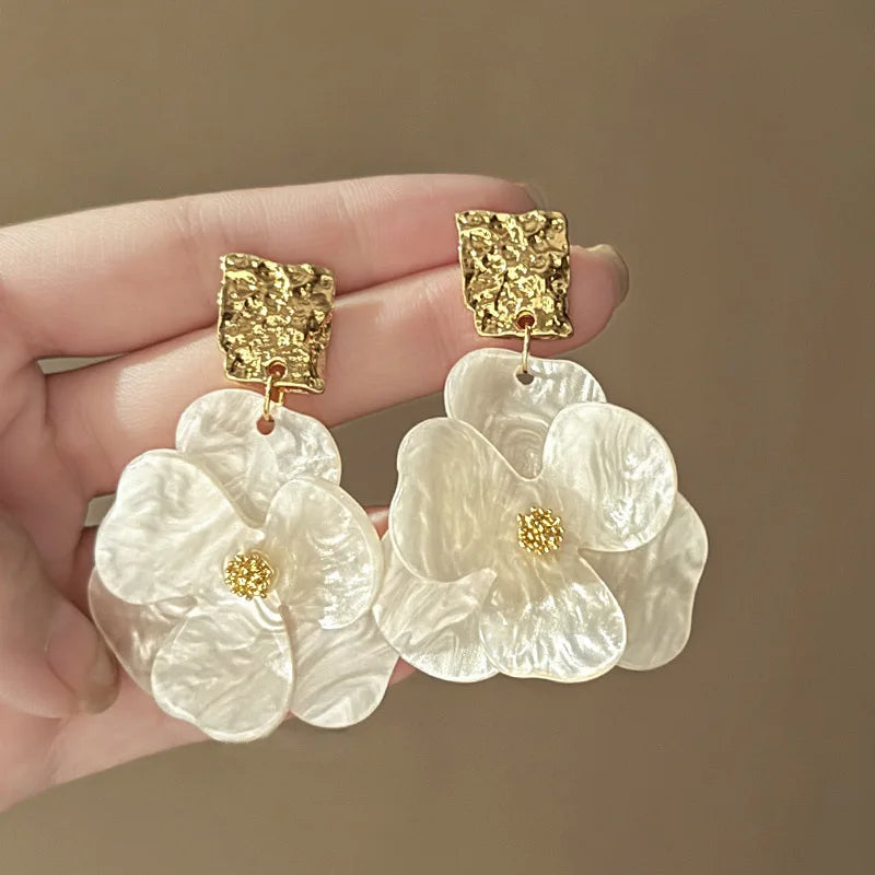 Vintage Acrylic Flower Petal Pendant Earrings For Women