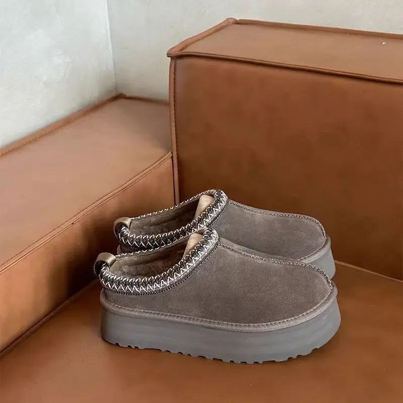 Women's Low-cut Fur Mini Classics with Real Sheepskin